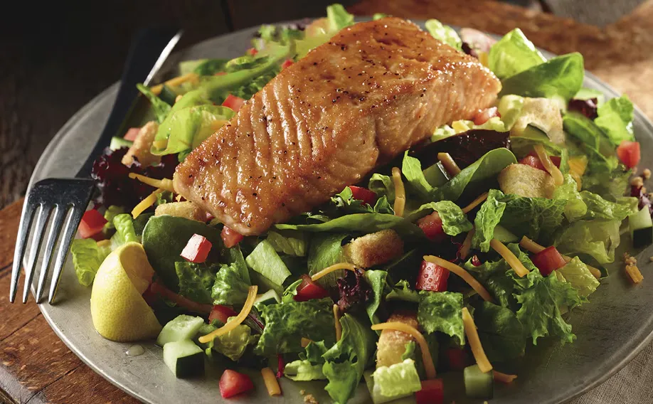 Farm Fresh Field Greens with Grilled Salmon 1 1